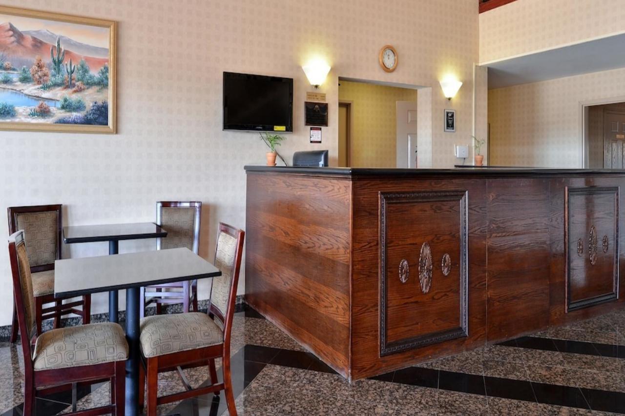 Americas Best Value Inn Westmorland Exterior photo