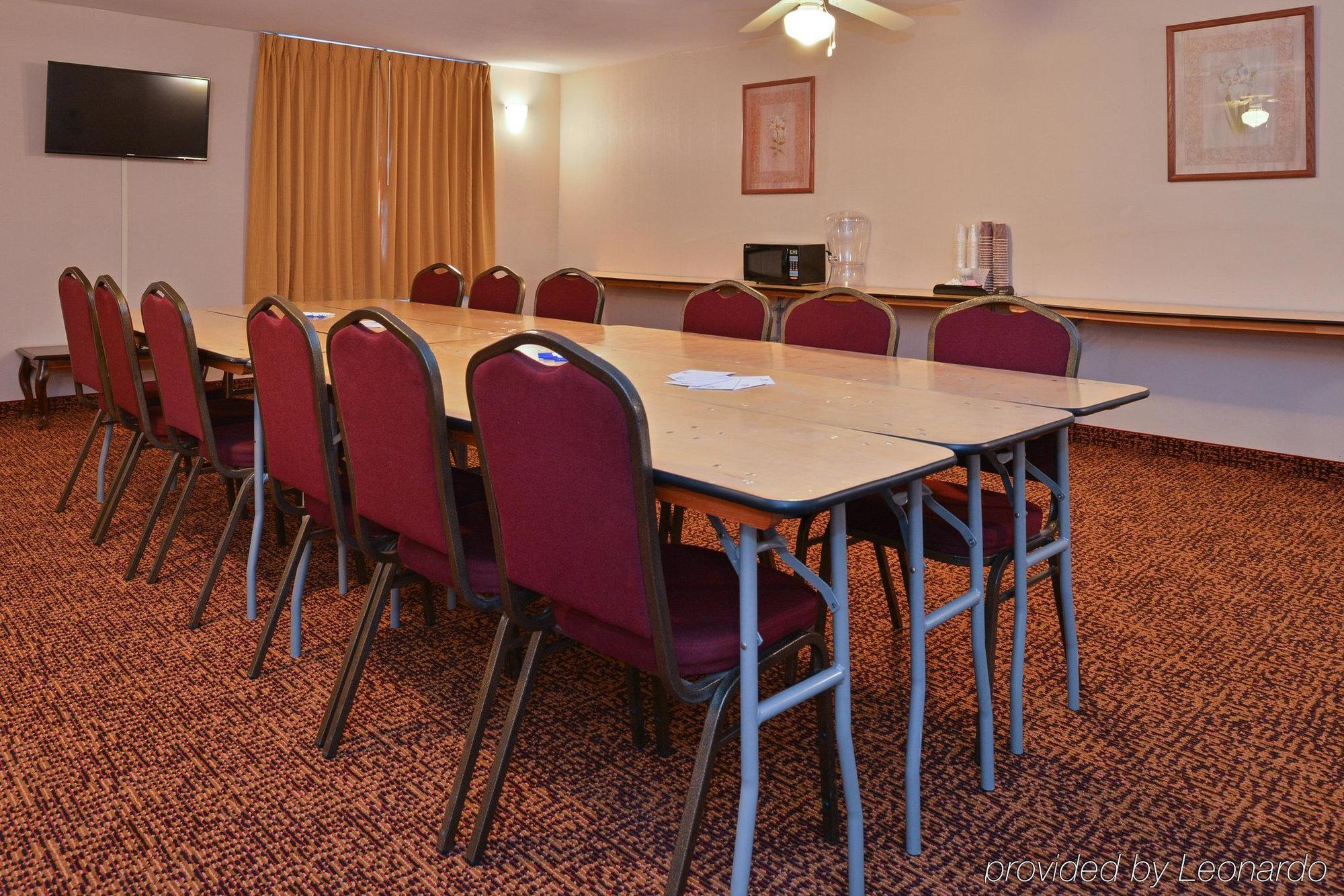Americas Best Value Inn Westmorland Exterior photo