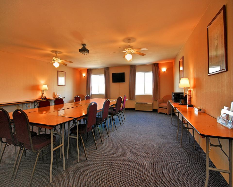 Americas Best Value Inn Westmorland Exterior photo