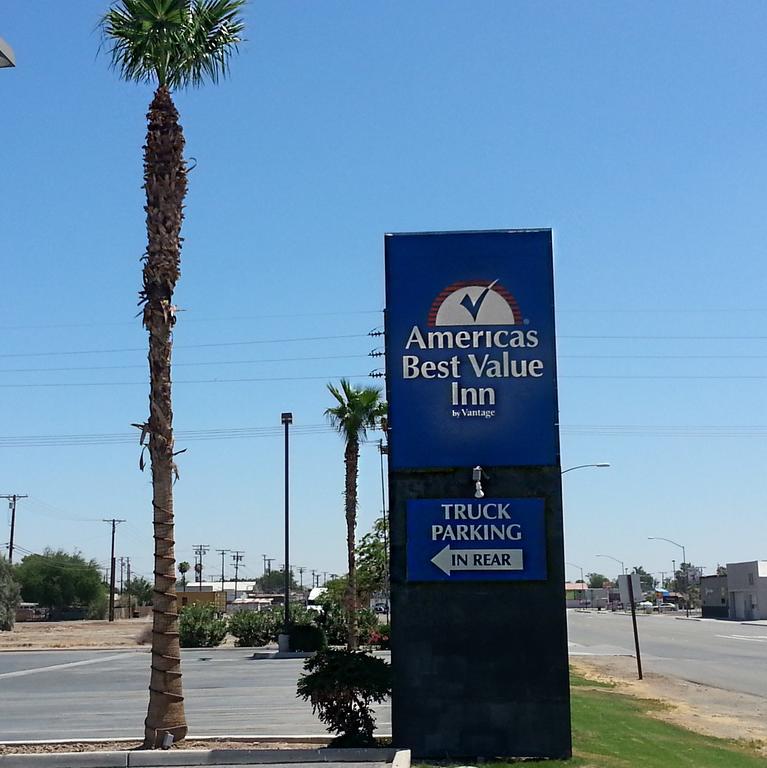 Americas Best Value Inn Westmorland Exterior photo