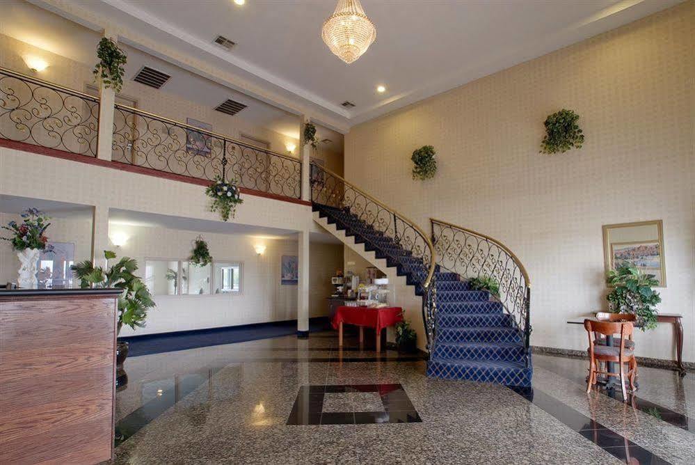 Americas Best Value Inn Westmorland Exterior photo